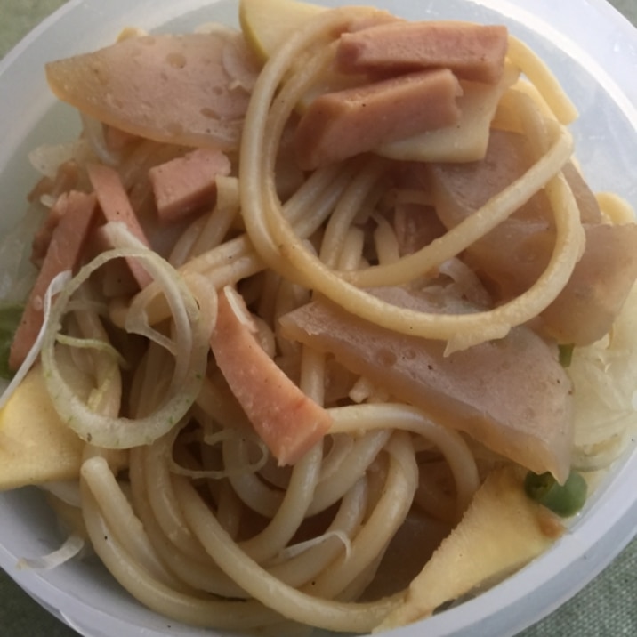 新玉ねぎと刺身こんにゃく★パスタ